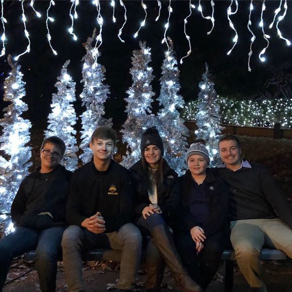 Meet your Posher, Miranda - Picture 1 of 1